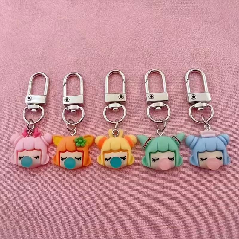 樹脂製の女の子キーホルダー5個セット、バッグや車のアクセサリ - Wedding Yes のレビューと価格